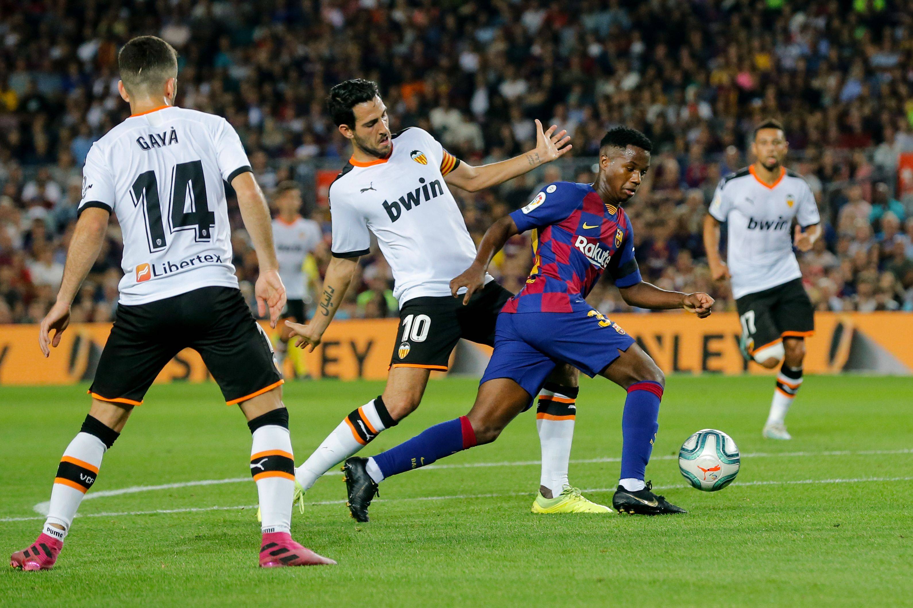 层之间错综 层之间错综